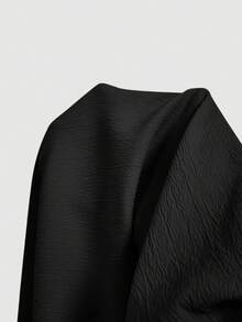SHEIN MOD 大码女式纯色极简领带长裙，休闲日常穿着，春夏皆宜，情人节、约会、嘉年华、沙滩、婚礼宾客、伴娘、优雅派对、度假等场合皆可穿着。鹅黄色连衣裙，惊艳别致，吊带设计，适合茶会等场合。黄色长款连衣裙，黄色吊带裙，黄色连衣裙。 - 黑色 - 查看 8