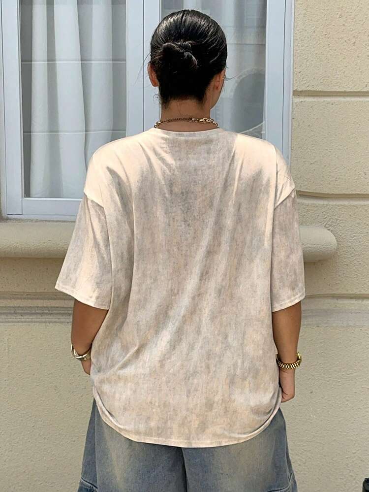 Dazy Plus Letter Print Tie Dye Fabric Blogger Style Casual Short Sleeve T-Shirt, Versatile Spring/Summer Plus Size Women