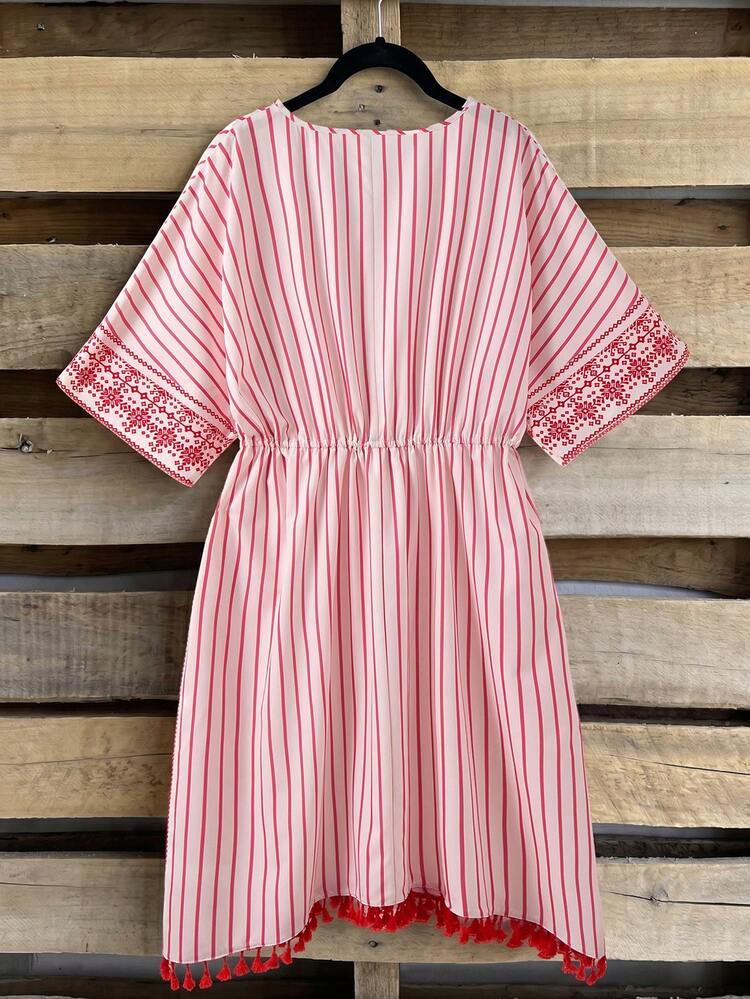 Plus Size Women Striped Geometric Print Lace Patchwork Tie Waist Hem Dress