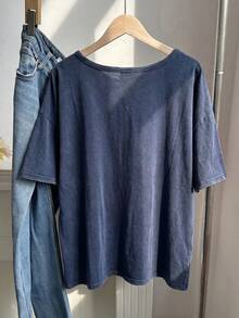 SHEIN EZwear 大码复古水洗酸洗宽松短袖V领T恤，纯棉面料，春夏款 - 藏蓝色 - 查看 2
