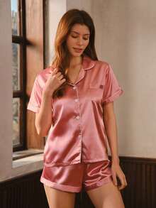 Bisouelle 女款優雅素色短款絲綢睡衣套裝 - 短袖鈕扣領上衣與長褲，柔軟緞面睡衣，可機洗，夏季可穿作外衣 - 西瓜粉 - 查看 4