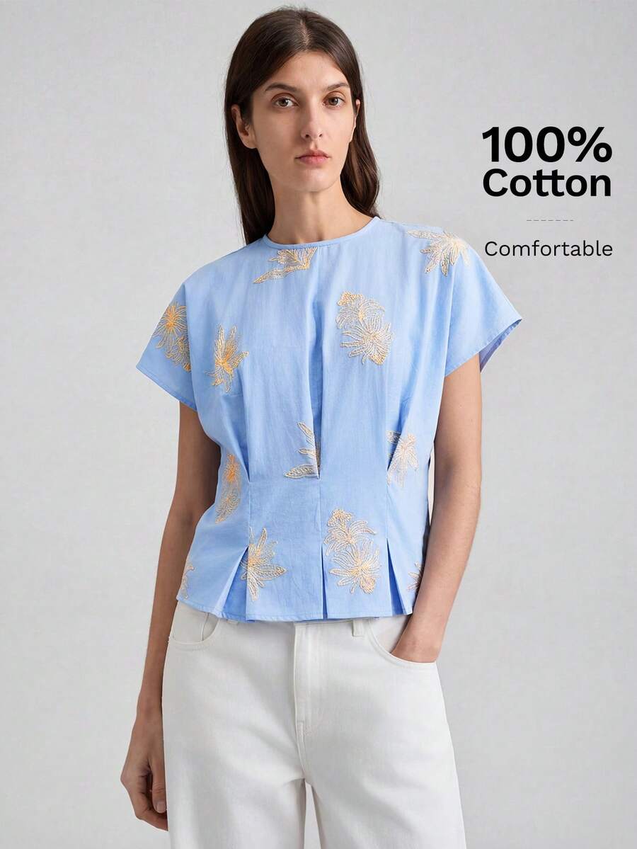 Ontre Áo nữ màu mơ đặc biệt, chất liệu vải dệt họa tiết sóng, cổ tròn, không tay, dáng chữ H, phong cách thành thị năng động, công sở, đi làm, thời trang cao cấp, chất liệu sang trọng, mang đến vẻ ngoài thanh lịch. - Màu xanh lam - Xem 1