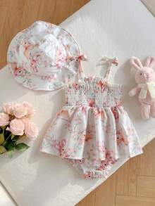 SHEIN Vintaside Kids 这款女童夏季白色连衣裙，柔软可爱，甜美亲切，休闲舒适，配有环绕式领口和同色宽檐遮阳帽。纯白色底色上点缀着粉色卡通兔子和樱花数码印花。连衣裙采用梭织面料，版型合身，领口蝴蝶结装饰，环绕式设计更显精致。适合日常外出、野餐、户外散步和生日派对等场合。 - 彩色 - 查看 6