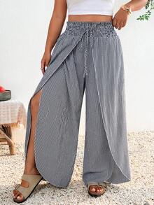 SHEIN Frenchy Quần ống rộng dáng suông kẻ caro dành cho nữ cỡ lớn, cạp chun co giãn, thắt dây, thích hợp cho kỳ nghỉ. - Đen và trắng - Xem 5