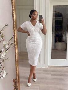 SHEIN Lady CURVE 大码女式V领短袖修身优雅连衣裙 - 白色 - 查看 5