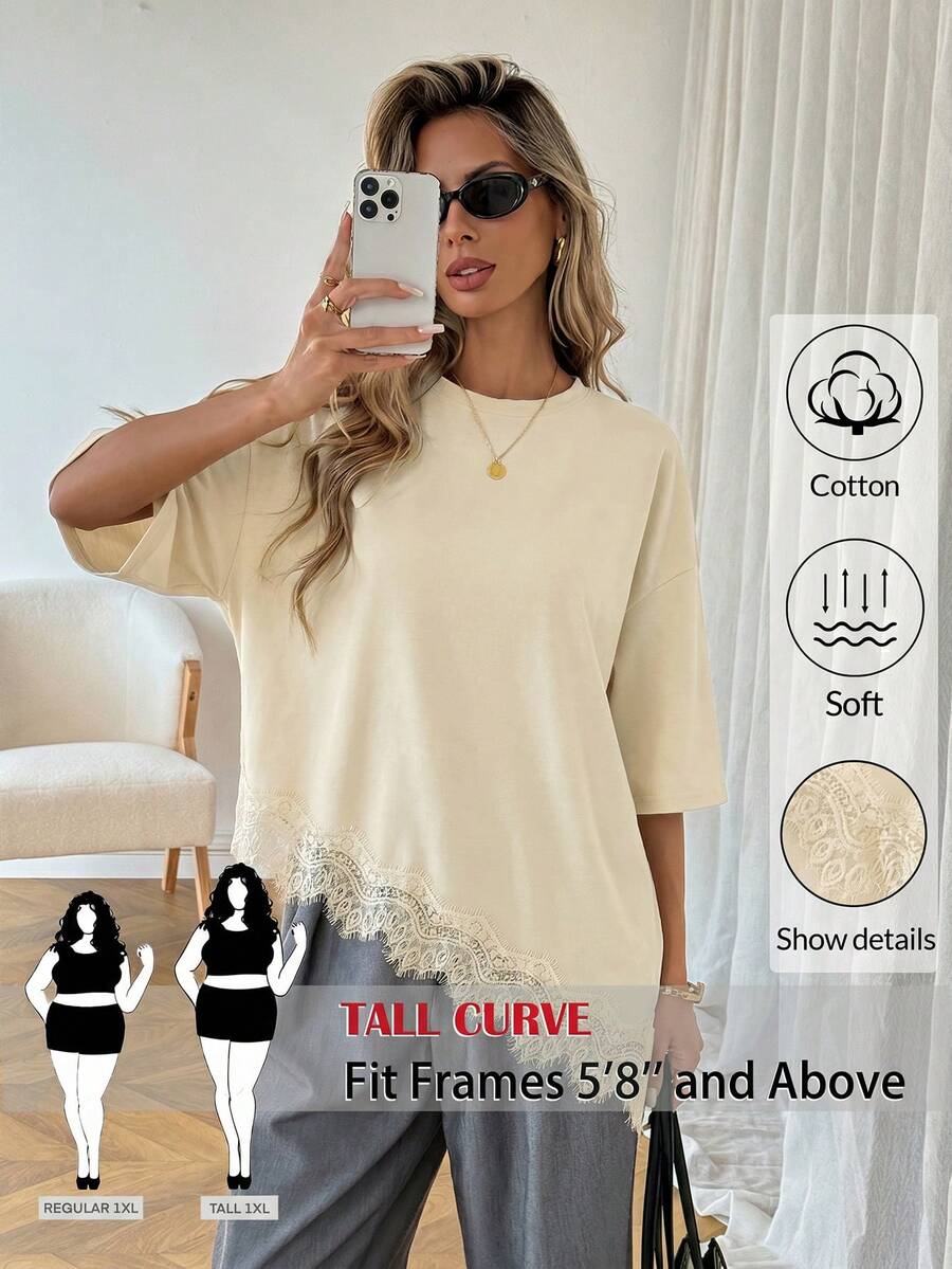 SHEIN Tall CURVE 大码女式时尚百搭蕾丝拼接不对称下摆圆领T恤 - 杏色 - 查看 1