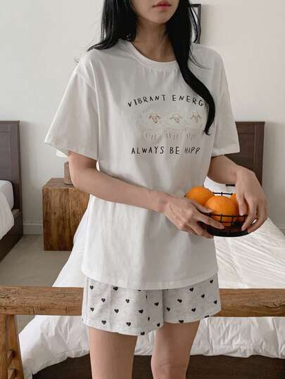 DAZY Bộ đồ ngủ nữ in chữ, tay ngắn và quần short