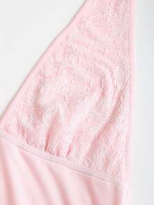 Sweetra 复古浪漫浅粉色露背吊带深V领双层荷叶边蝴蝶结花卉提花连衣裙，适合约会、外出、日常休闲、春、夏、秋季摄影穿着。 - 粉色 - 查看 4