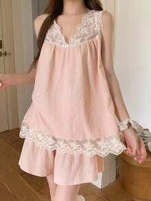 DAZY Women's Lace Patchwork Contrast Color Camisole And Shorts Elegant Pajama Set - Pink - View 3