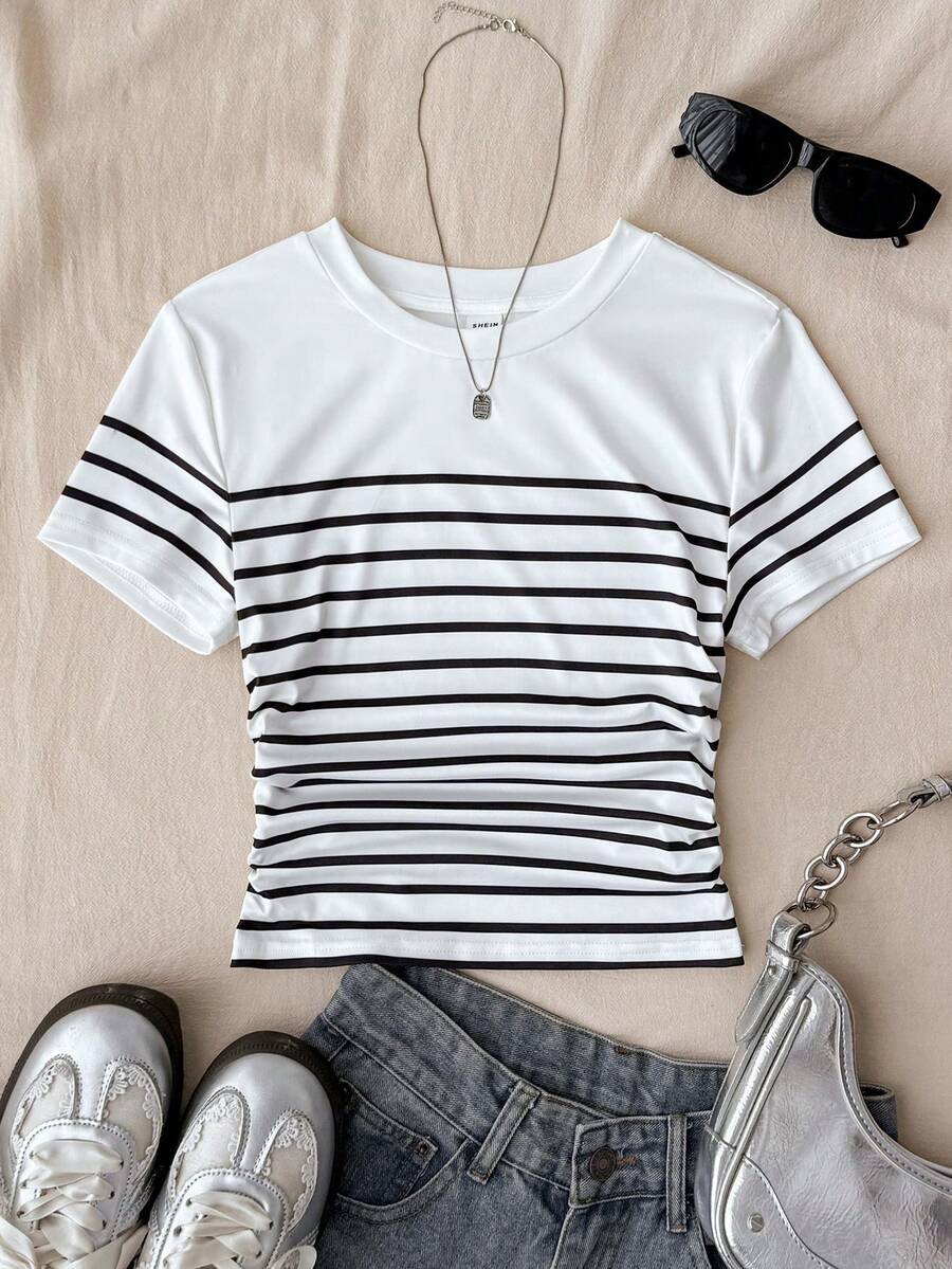 SHEIN 少女休闲条纹圆领短袖T恤，夏季新品 - 黑與白 - 查看 1
