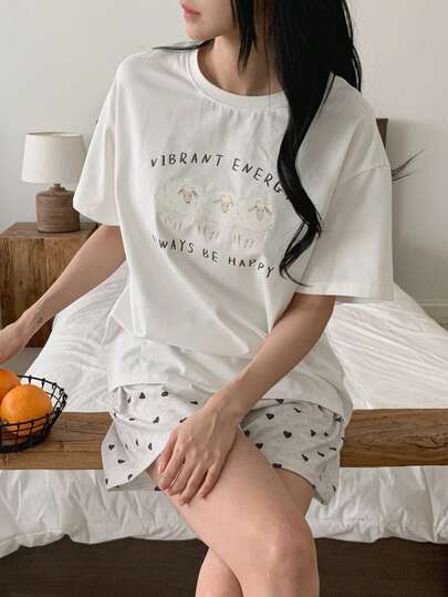 DAZY Bộ đồ ngủ nữ in chữ, tay ngắn và quần short