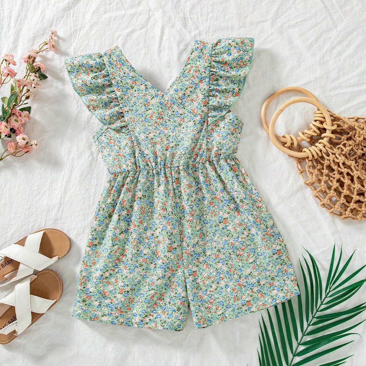 Vestido nuevo de verano 2025 para niñas con estampado floral pequeño, mangas con volantes, cuello en V, cintura ceñida, espalda con abertura y cort