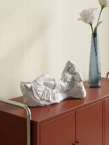 Cirelle Classical Reclining Female Statue Plaster Sculpture Tabletop Decoration - An Elegant Ancient-Style Statue With Rich Details, Suitable For Use As A Decoration On Home Or Office Bookshelves. It Is A Thoughtful Gift For Friends And Family. - Gypsum ornament - View 2