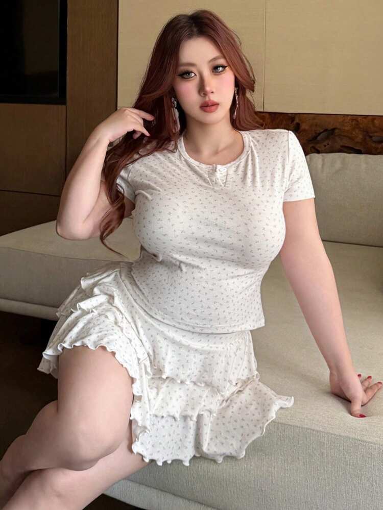 Dazy Plus 2pcs/Set Ditsy Floral Fitted Short Sleeve Top And Mini Skirt Sleepwear Set, Elegant Plus Size Women Spring/Summer