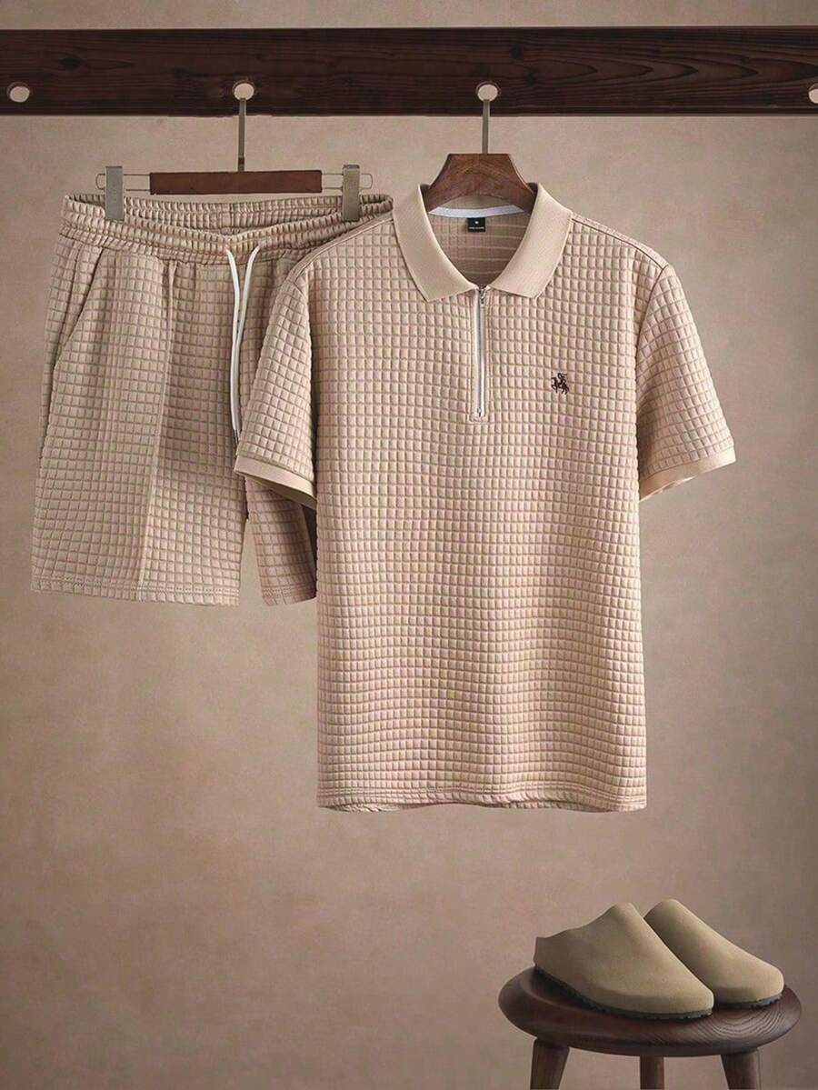 Core Aspect Bộ áo polo ngắn tay và quần short nam kiểu dáng thường ngày, chất liệu vải dệt kim móc, bộ áo polo nam thường ngày, bộ áo polo nam thêu, bộ 2 món thường ngày. Cũng là món quà lý tưởng dành cho chồng, bạn trai hoặc bạn bè. - Màu Khaki - Xem 1