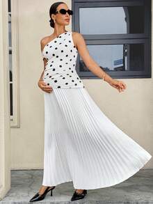MaterniWear Maternity Solid Color Pleated Long Casual Skirt - White - View 6
