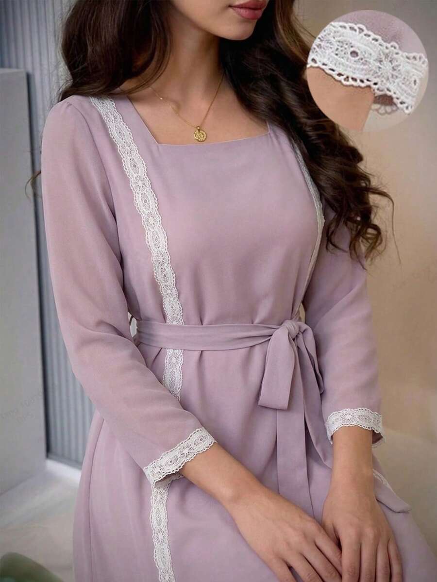 Al Najma Vestido elegante de estilo árabe con cuello cuadrado de encaje de contraste y manga larga para mujer