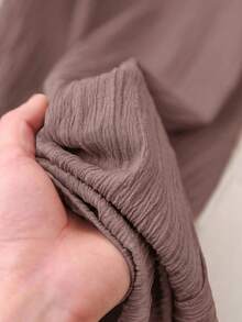 Rusticease 女士纯色V领短袖休闲衬衫，适合夏季穿着 - 彩色 - 查看 8