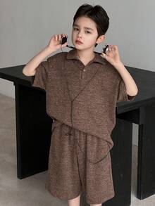 Dazy Kids 男童夏季休闲度假及日常穿着简约纯色落肩宽松Polo衫和短裤套装 - 棕色 - 查看 7