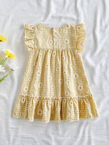 SHEIN Vintaside Kids 女婴夏季飘逸袖圆领连衣裙，优雅时尚，清新3D立体雏菊印花装饰，适合日常外出、休闲、家庭聚会或公园散步。 - 黃色 - 查看 3