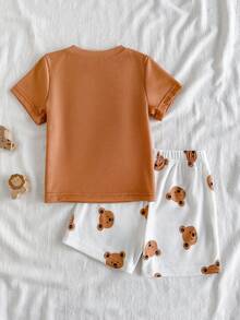 SHEIN Vintaside Kids 男婴两件套服装，卡通熊图案领短袖开衫和熊印花短裤，男婴衬衫短裤套装，罗纹面料套装，男婴服装套装，夏季小熊宝宝套装 - 棕色 - 查看 3