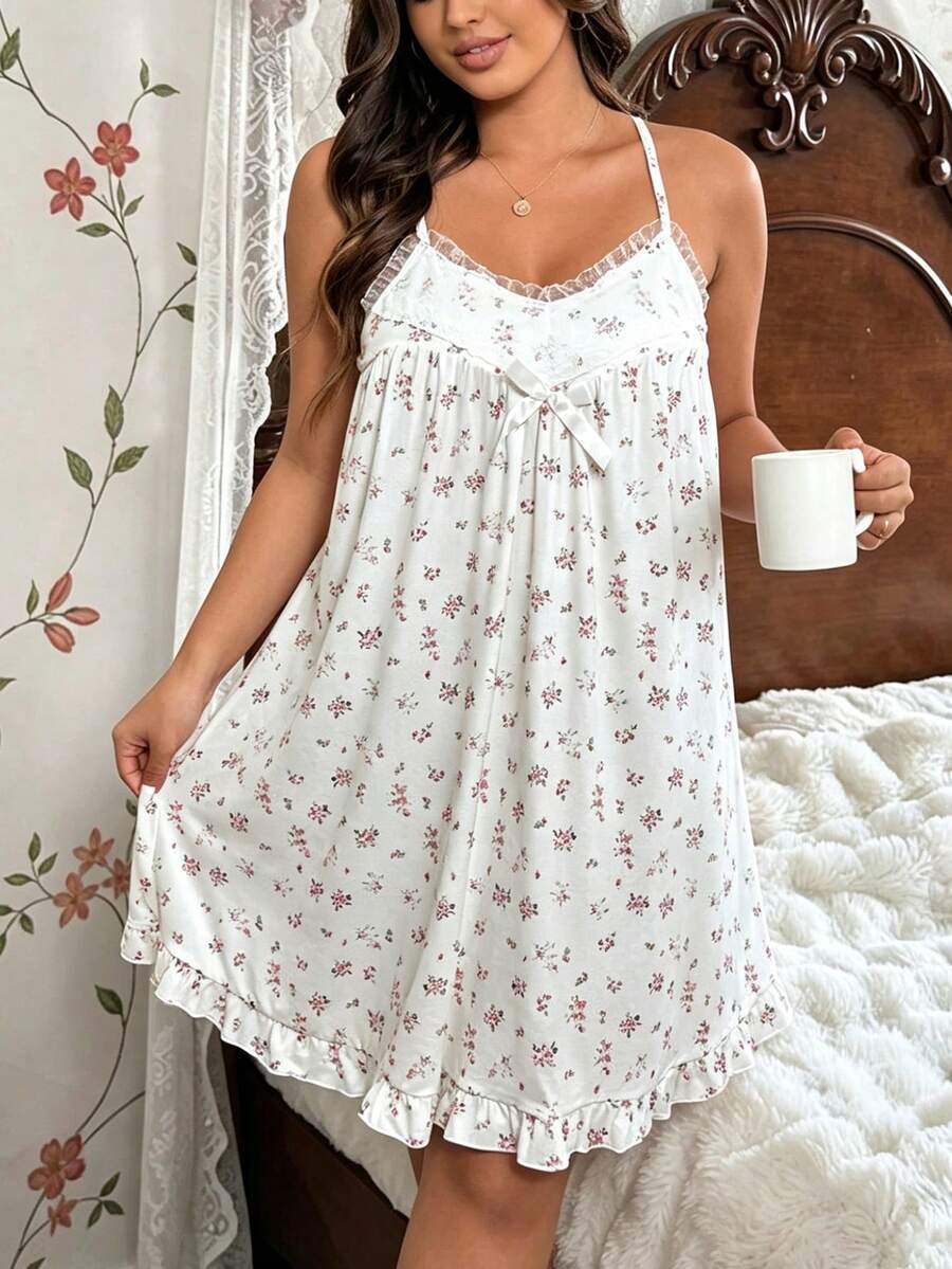 CottageSlumber Vestido de pijama con estampado floral diminuto y encaje de contraste para uso en casa en verano, vestido de noche tipo "muu muu" de talla grande - Beis - Ver 1