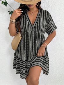 SHEIN Frenchy 大码女式深V领撞色褶皱休闲夏季连衣裙 - 彩色 - 查看 6