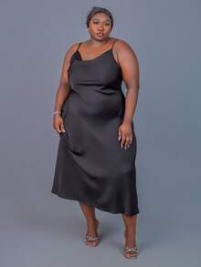 CurvyTilda Plus Size Women Solid Color Draped Neck Elegant Slip Luxury Dress, Fall/Autumn/Winter, Christmas, New Year, Thanksgiving, Party, Wedding, Beach, Graduation, Chic, Elegant, Casual, Going Out, Date, Appointment, Commute, For Hourglass Body Shape - Black - View 4