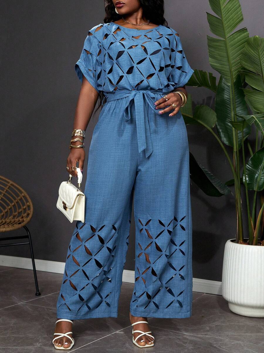 Reflora Plus Size Women's Hollow Out Batwing Sleeve Jumpsuit - Blue - View 1
