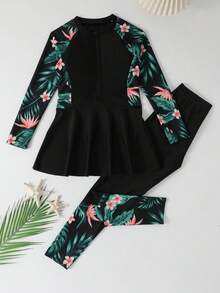 SHEIN Traje de baño de niña preadolescente con estampado de palmera de coco y pantalones, informal para vacaciones en la playa - Negro - Ver 6