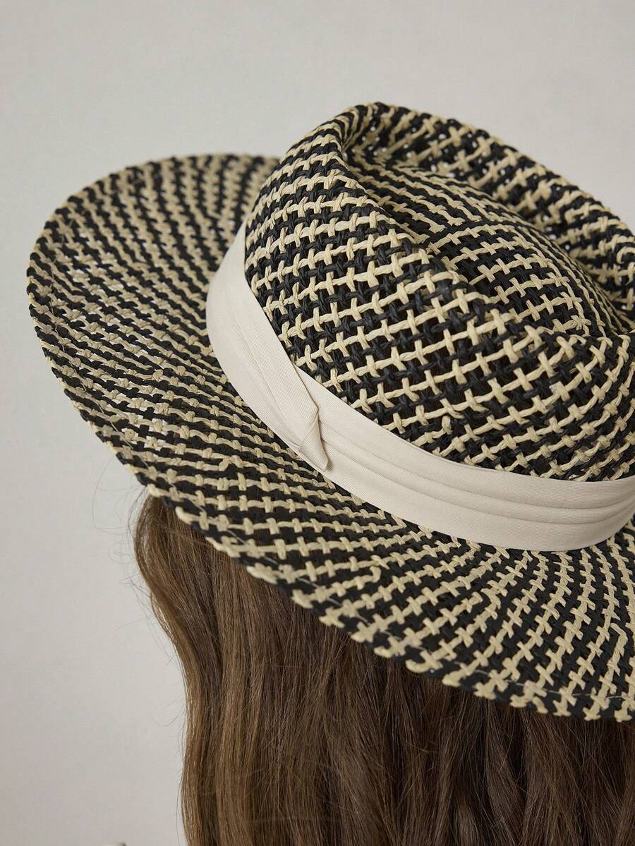 MOTF PREMIUM 1 FASHIONABLE BLACK AND WHITE FASHION VERSATILE OUTDOOR TRAVEL STRAW HAT - Black and White - View 2