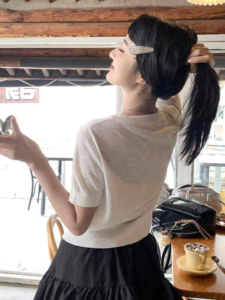 Women's Round Neck Bow Accent Colorblock Knit Top