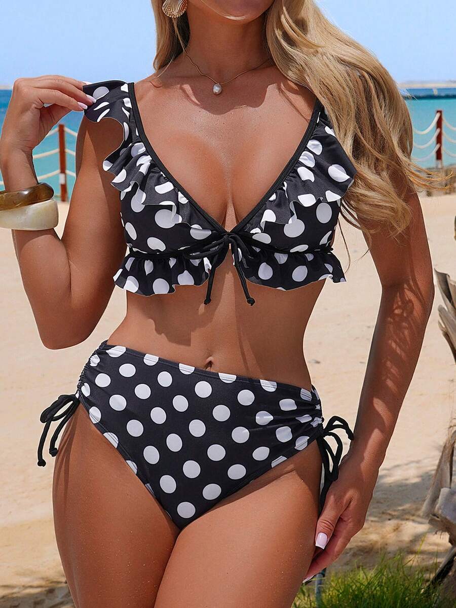 Swim Lushoire Conjunto de bikini de 2 piezas para mujer con estampado aleatorio de lunares, volantes, tirantes con lazo y escote en V, para verano - Blanco y Negro - Ver 1
