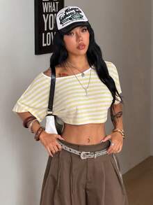 Coolane 女士街头风外出运动休闲印花露肩宽松短款红色T恤 - 彩色 - 查看 3