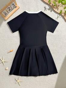 SHEIN Tween Girl Contrast Zipper Half-Placket Short Sleeve Round Neck Skort Set - Black and White - View 2