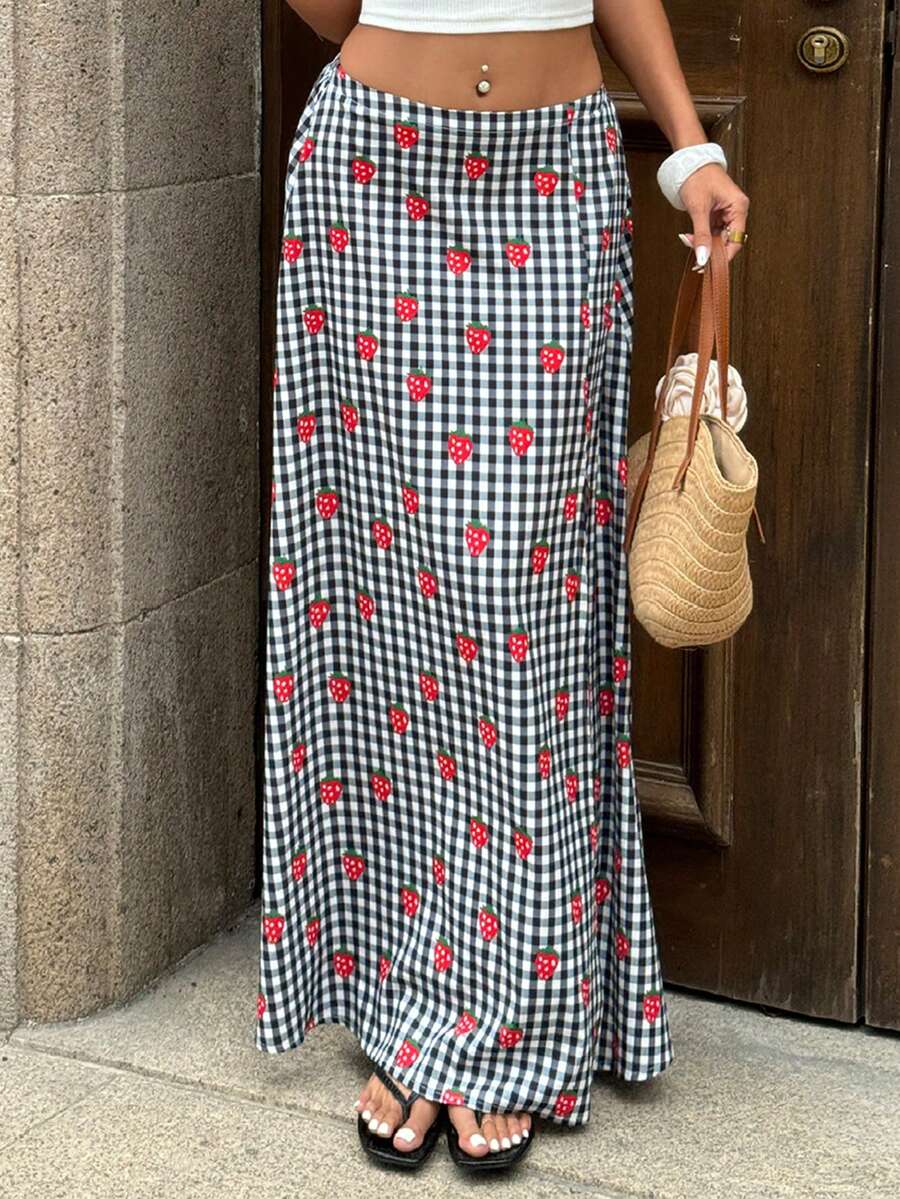 SHEIN PariChic 女士黑白格纹草莓印花高低摆A字半身裙，法式复古风，宽松版型，通勤和日常穿着皆宜 - 黑與白 - 查看 1