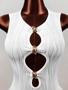 Mistrie Elegant Sexy Fashion Hollow Textured White Mini Sleeveless Dress Metal Decor Button Summer Techno Club Night Out Rave Suitable For Party Vacation - White - View 6