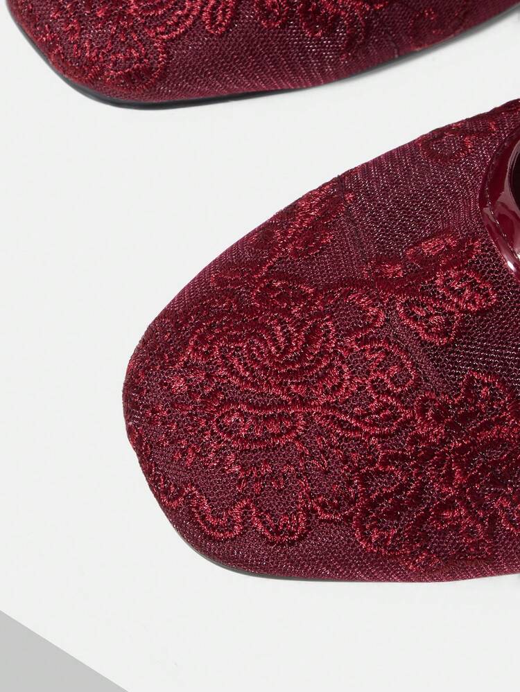 LADIES ELEGANT VERSATILE COMMUTER MESH FLORAL EMBROIDERED BUTTON FLATS FOR HOLIDAY WEAR