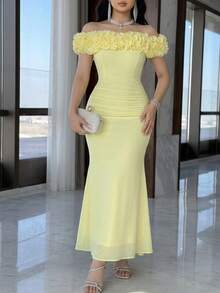 Feyla Nuevo vestido elegante para vacaciones en la playa con hombros descubiertos, volantes, onda, dobladillo floral y cintura ceñida - Amarillo claro - Ver 1