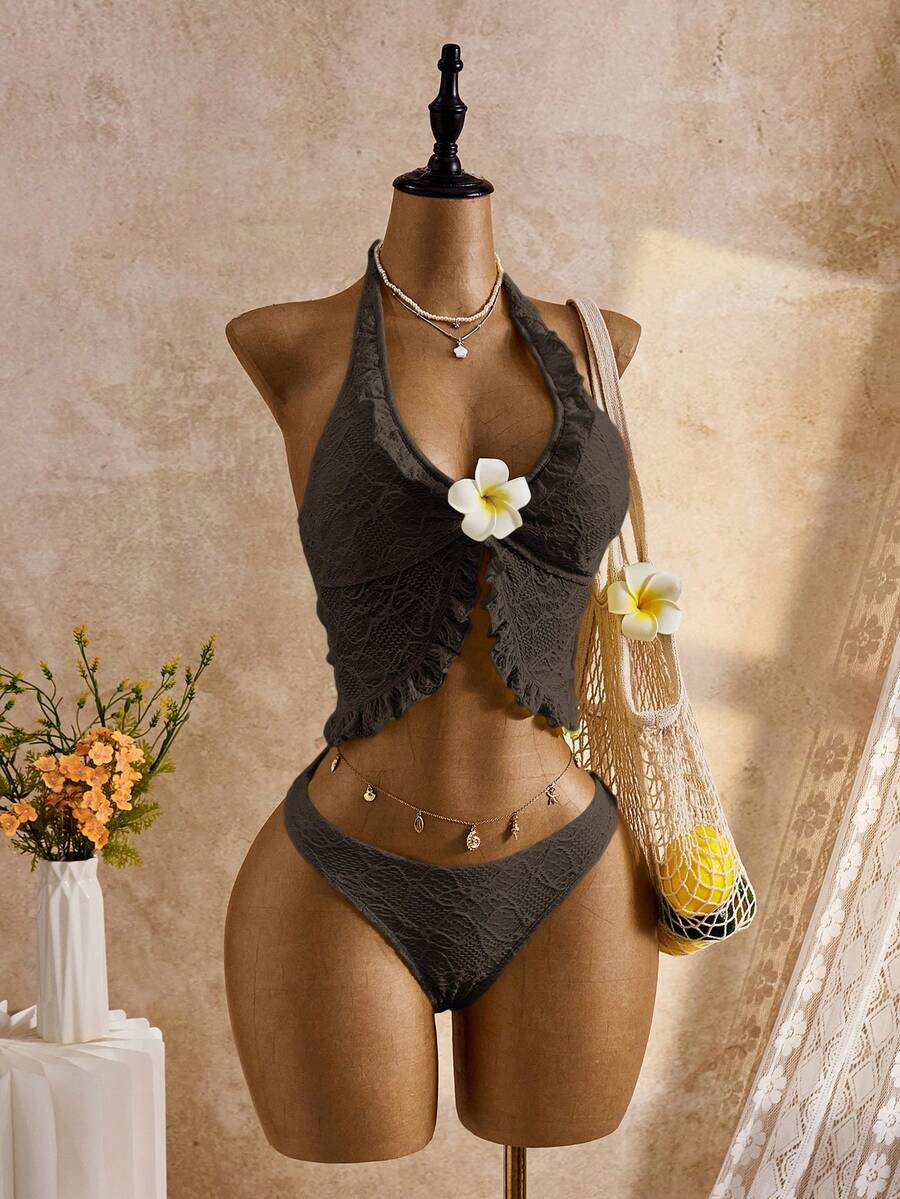Bellisia Bộ đồ đi biển mùa xuân/hè 26SS dành cho nữ, bộ bikini hai mảnh kiểu áo hai dây, chất liệu vải họa tiết hoa rỗng thanh lịch, ngọt ngào, dễ thương, họa tiết hoa cúc 3D phong cách BOHO, mút ngực có thể tháo rời, dây buộc nơ, viền bèo nhún, bộ bikini hai dây kiểu áo hai dây - màu nâu - Xem 1