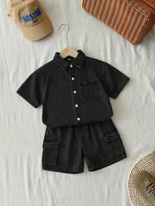 SHEIN 2件套男童宽松牛仔蓝短袖衬衫和工装短裤套装 - 黑色 - 查看 7