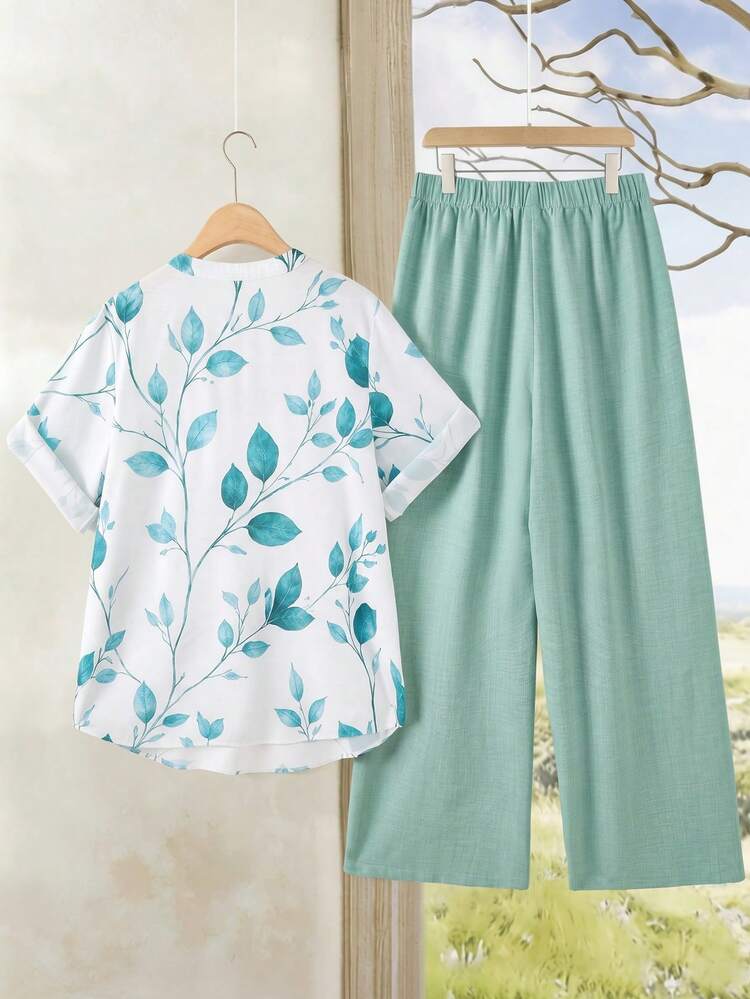 Plus Size Vacation Casual Floral Print Shirt And Solid Color Pants 2-Piece Set