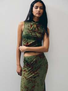 Nöista Nuevo conjunto de dos piezas sin mangas de estilo chino, en verde oscuro con una textura jaspeada, con un corte ajustado y un esquema de color vintage. Adecuado para primavera, verano y principios de otoño, es una sofisticada pieza de estilo chino que combina elegancia y moda. - Burdeos - Ver 7