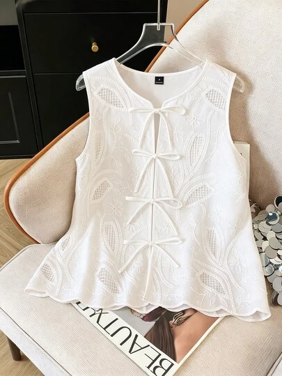 Franclia Women's Floral Embroidered Front Tie Sleeveless A-Line Blouse, White Shirt, Party Top, Beach Outfit, Casual Top, Vacation Wear, Summer Holiday Outfit, Commuter Wear, Summer Top, Spring Outfit, Layering Top, Elegant Blouse, Work Wear, Office Attire, Social/Work Blouse, Suitable For Spring/Summer