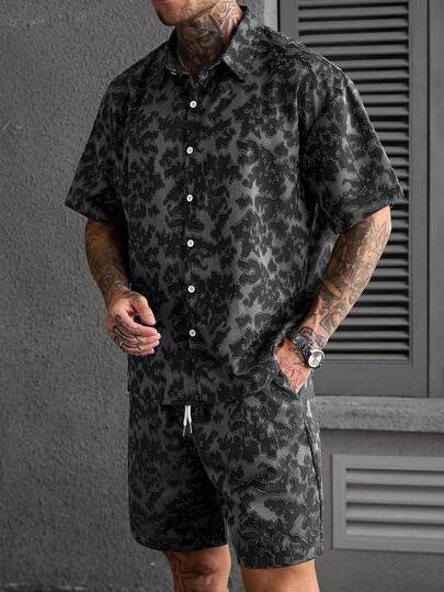 Manfinity CasualCool Men's Printed Short Sleeve Single-Breasted Shirt And Shorts Set