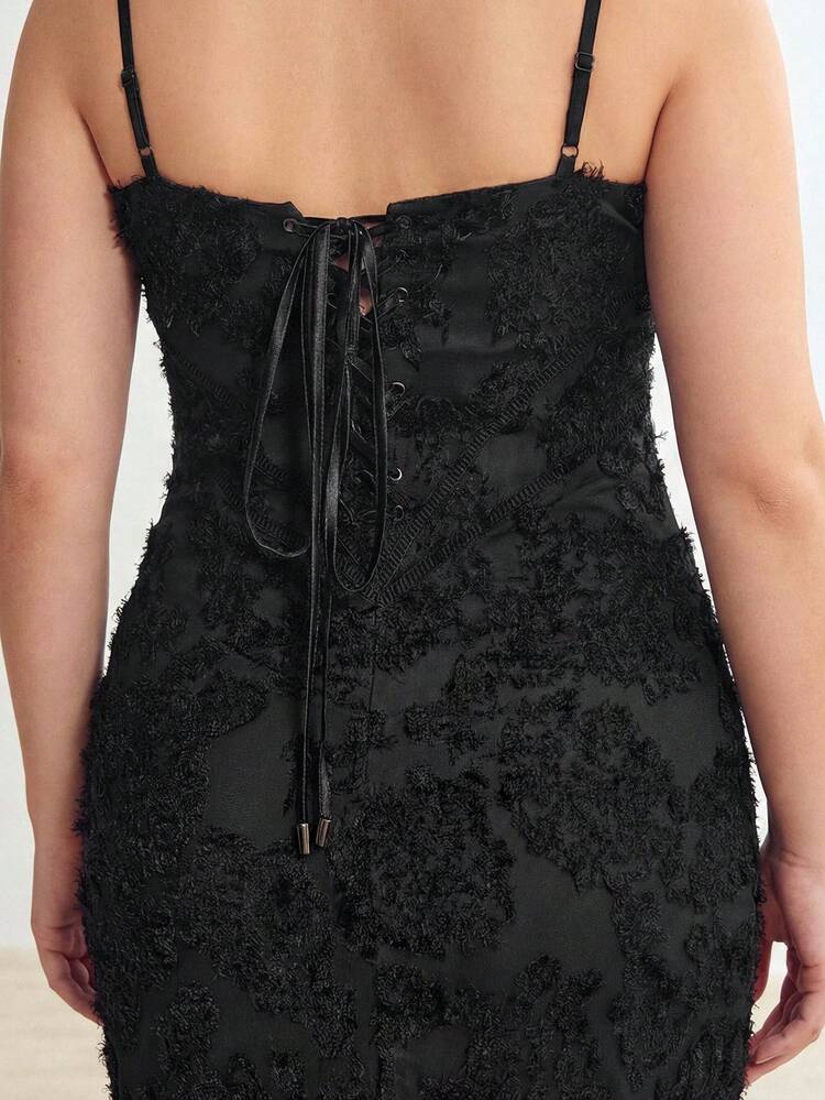 PLUS SIZE BLACK JACQUARD SPAGHETTI STRAP CINCHED WAIST DRESS