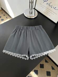 GlowEve Quần short dáng chữ A cạp cao màu xám đậm, viền ren hai lớp, kiểu dáng ngọt ngào và thanh lịch, thích hợp mặc đi làm, giúp thon gọn vóc dáng, đa năng. - Màu xám đen - Xem 2