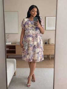 SHEIN Lady CURVE 大码女式碎花圆领荷叶袖时尚连衣裙 - 彩色 - 查看 5