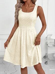 SHEIN Clasi Đầm nữ thanh lịch màu xanh dương họa tiết dệt nổi, không tay, dáng chữ A, thắt eo, chất liệu co giãn, phù hợp cho nhiều dịp - thường ngày, đi làm, du lịch, nghỉ mát, phong cách Bohemian. - Màu be - Xem 5