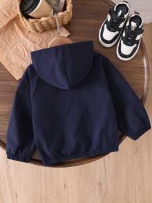 SHEIN Genkimix Kids 1件男童休闲简约街头风连帽长袖外套，时尚休闲设计，适合夏季穿着，适合4-7岁男孩日常、运动、户外活动、返校穿着。 - 藍色 - 查看 2